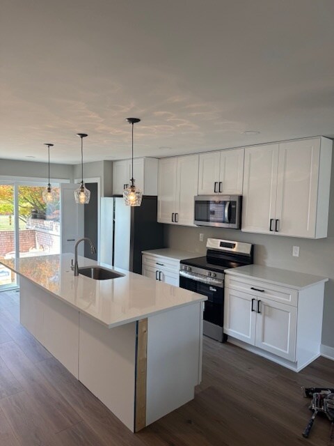 14826 La Grande Plz, Unit Warren Condo in Warren, MI - Building Photo