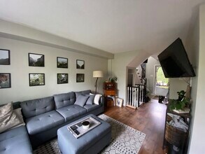 53 Pickett Cres in Barrie, ON - Building Photo - Building Photo