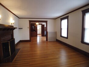 32 Waverley St in Belmont, MA - Building Photo - Building Photo