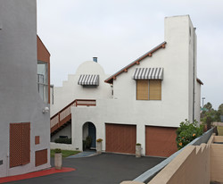 4584-4588 W Point Loma Blvd Apartments