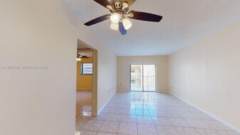 1955 NE 135th St in North Miami, FL - Building Photo