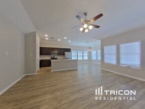 14090 Waukegan Way S in Conroe, TX - Building Photo - Building Photo