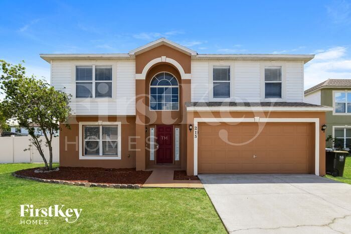 215 Lobelia Dr in Davenport, FL - Building Photo