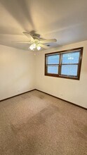 455 W 37th St in Chicago, IL - Building Photo - Building Photo