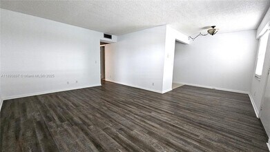 13450 SW 3rd St, Unit 415D in Pembroke Pines, FL - Building Photo - Building Photo