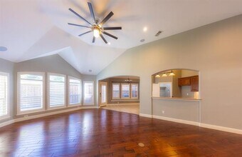 1834 Breeds Hill Rd in Garland, TX - Building Photo - Building Photo