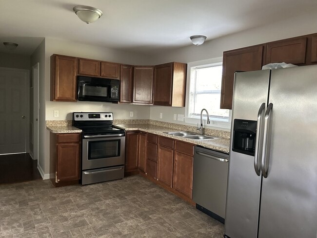 756 Fairfax St in Stephens City, VA - Building Photo - Building Photo
