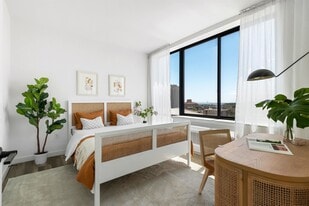 55 Jordan Ave in Jersey City, NJ - Building Photo