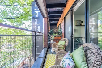 2407 E Union St in Seattle, WA - Foto de edificio - Building Photo