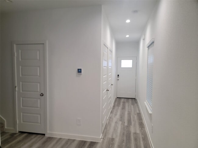 property at 2819 Milton Ldg Ln