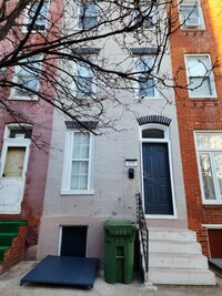 215 S Mount St photo'