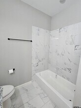1399 W 2nd St in Tyler, TX - Building Photo - Building Photo