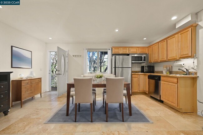 105 Alamo Ranch Rd in Alamo, CA - Building Photo - Building Photo