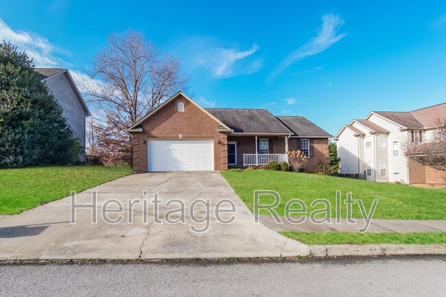 880 Glenfield Dr in Lenoir City, TN - Building Photo - Building Photo