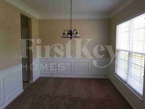 8019 Bushy Creek Dr in Charlotte, NC - Building Photo - Building Photo