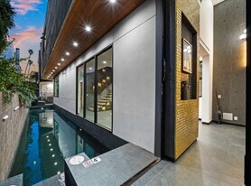 840 California Ave in Los Angeles, CA - Building Photo