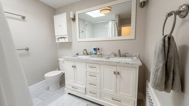 27 Noble St in Newton, MA - Building Photo - Building Photo