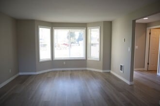 9002 NE 92nd St in Vancouver, WA - Building Photo - Building Photo