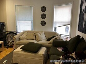 610 Columbus Ave in Boston, MA - Building Photo