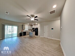 3417 Sumersbe court in South Fulton, GA - Foto de edificio - Building Photo