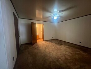1208 Bloomingdale Rd in Kingsport, TN - Building Photo - Building Photo