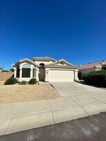 6630 W Paso Trail in Phoenix, AZ - Building Photo