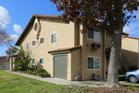 Villa Parkside in San Diego, CA - Building Photo - Building Photo