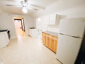 3454 S Delaware Ave-Unit -3454A in Milwaukee, WI - Building Photo - Building Photo