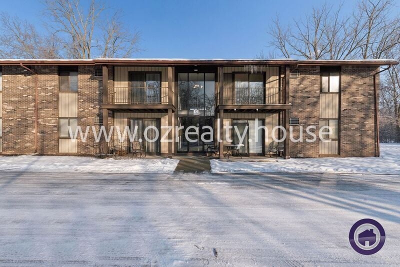 2150 N McCord Rd in Toledo, OH - Building Photo