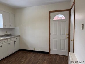 927 East Ave in Johnstown, PA - Building Photo - Building Photo