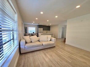 3131 SW 117th Ct in Miami, FL - Building Photo - Building Photo