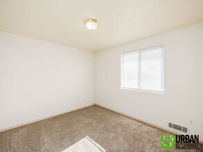 15315 E Mission Ave in Spokane Valley, WA - Building Photo - Building Photo