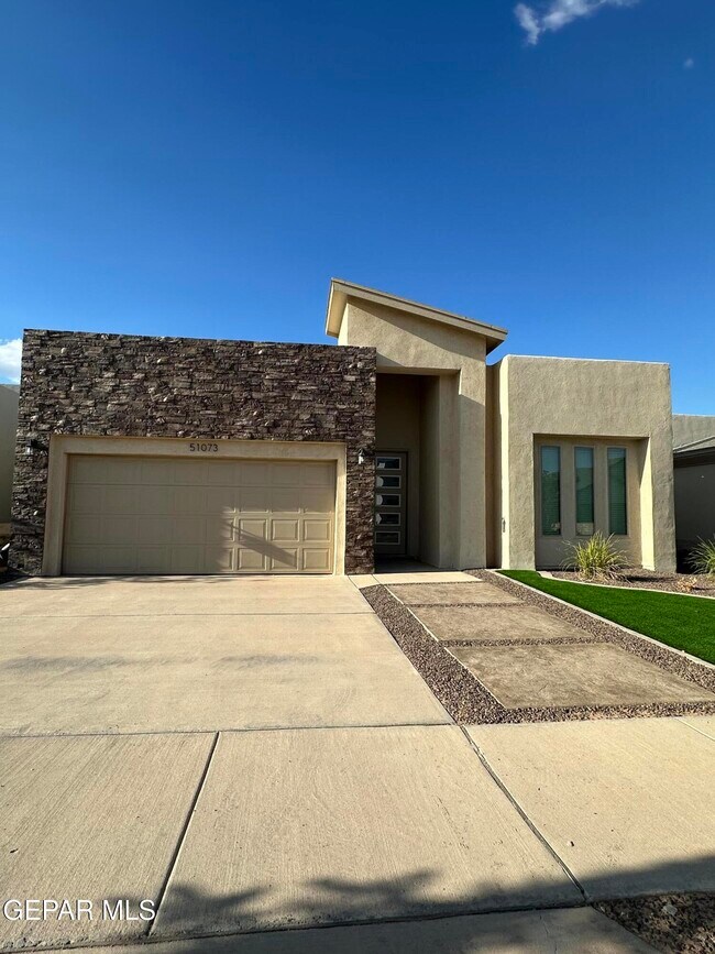 property at 51073 Sand Verbena Ave