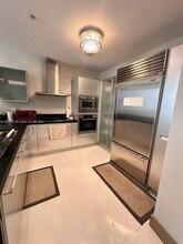 18201 Collins Ave, Unit 4605 in Sunny Isles Beach, FL - Building Photo - Building Photo