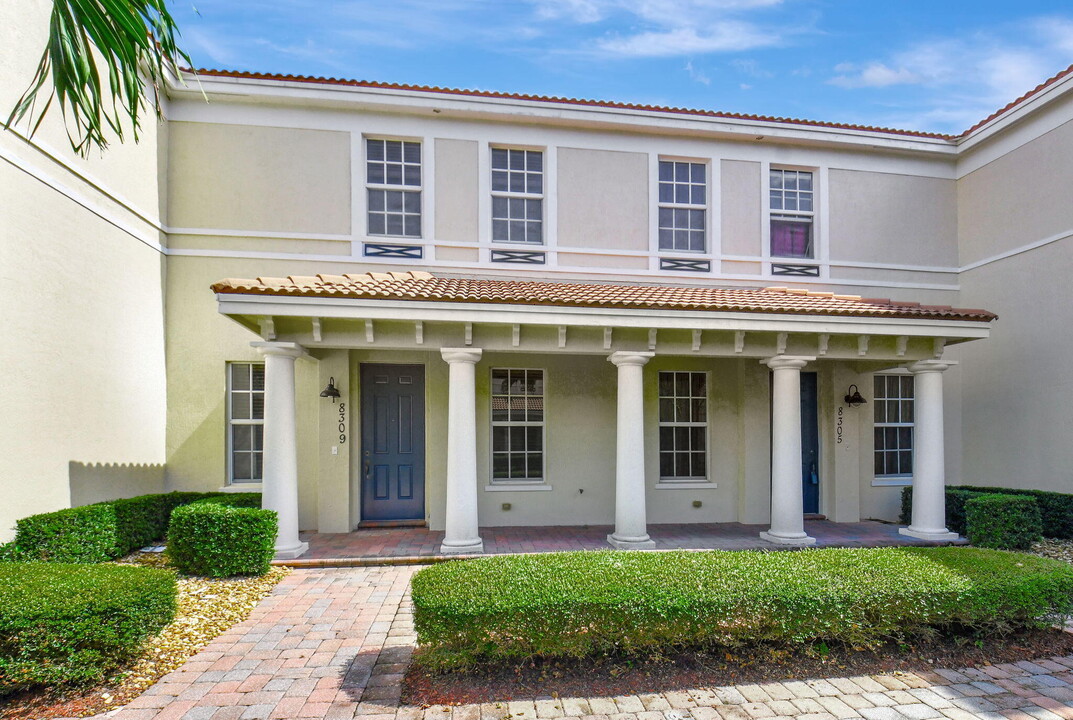 8309 NW 8th Terrace in Boca Raton, FL - Building Photo