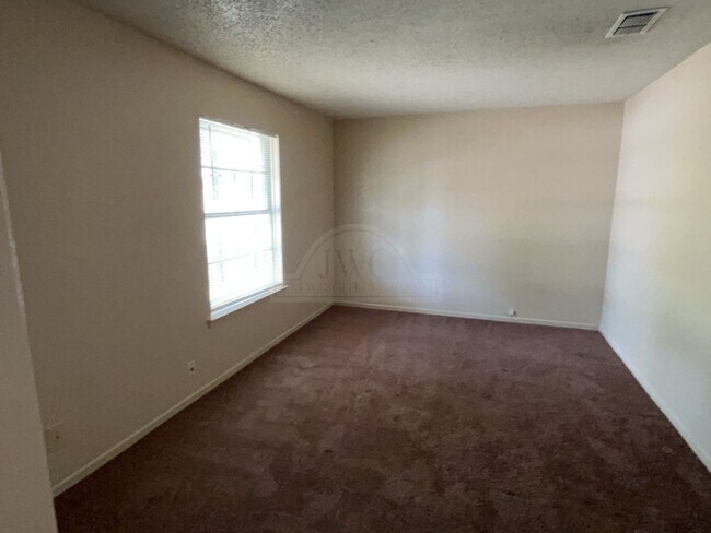 1502 Linda Ln in Killeen, TX - Building Photo - Building Photo