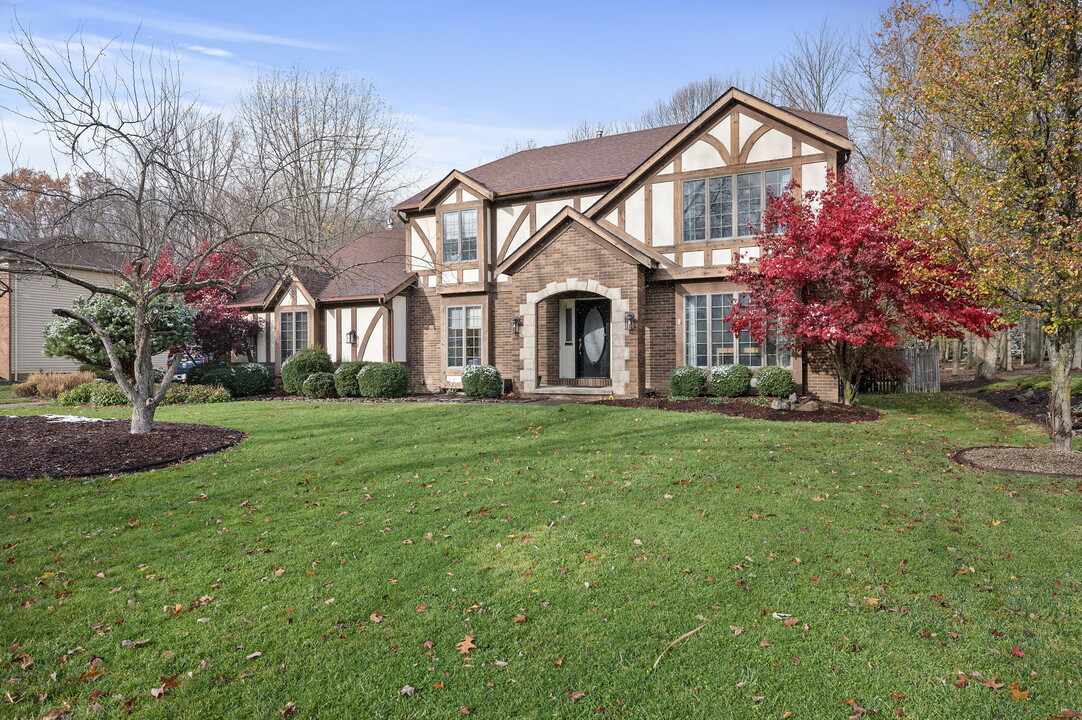 532 Quail Run Dr in Broadview Heights, OH - Foto de edificio