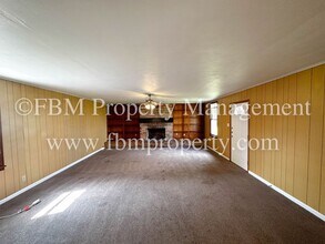 3701 Emhouse Rd in Corsicana, TX - Building Photo - Building Photo