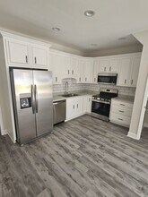 110 Acacia Ct, Unit B in Leesburg, GA - Foto de edificio - Building Photo