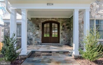8504 Meadowlark Ln in Bethesda, MD - Building Photo - Building Photo