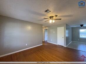 5804 NW Liberty Ave in Lawton, OK - Building Photo - Building Photo