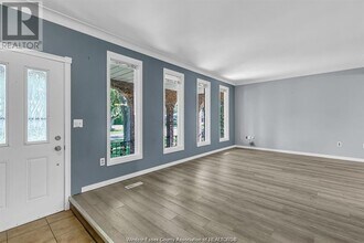 490 KENWOOD in Windsor, ON - Building Photo - Building Photo