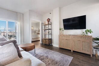 2828 University Ave in San Diego, CA - Building Photo - Building Photo