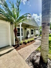 7927 Bishopwood Rd in Greenacres, FL - Building Photo - Building Photo
