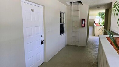 800 Cypress Blvd, Unit 204A in Pompano Beach, FL - Building Photo - Building Photo