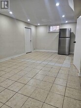 537 Clarke Rd in London, ON - Building Photo - Building Photo
