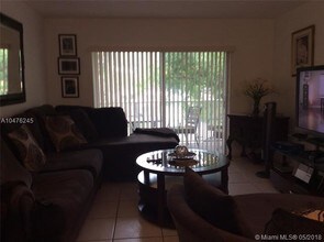 7310 SW 82nd St-Unit -A218 in Miami, FL - Building Photo - Building Photo