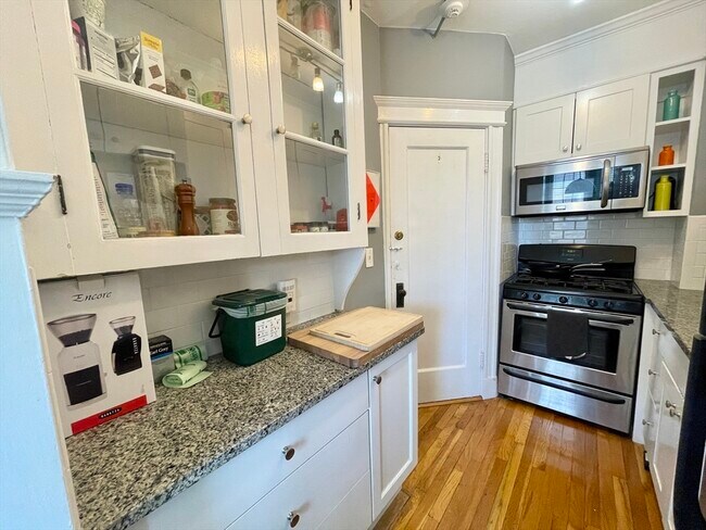 1 Crawford St in Cambridge, MA - Building Photo - Building Photo