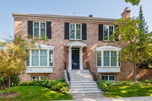 341 Metcalfe Av in Westmount, QC - Building Photo