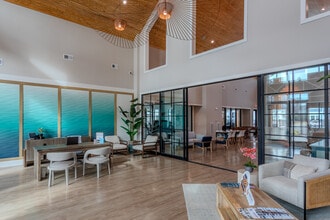 Arbors at Morehead City in Morehead City, NC - Foto de edificio - Lobby